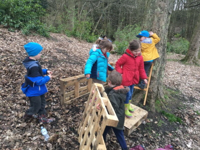 shelter building_8 2017